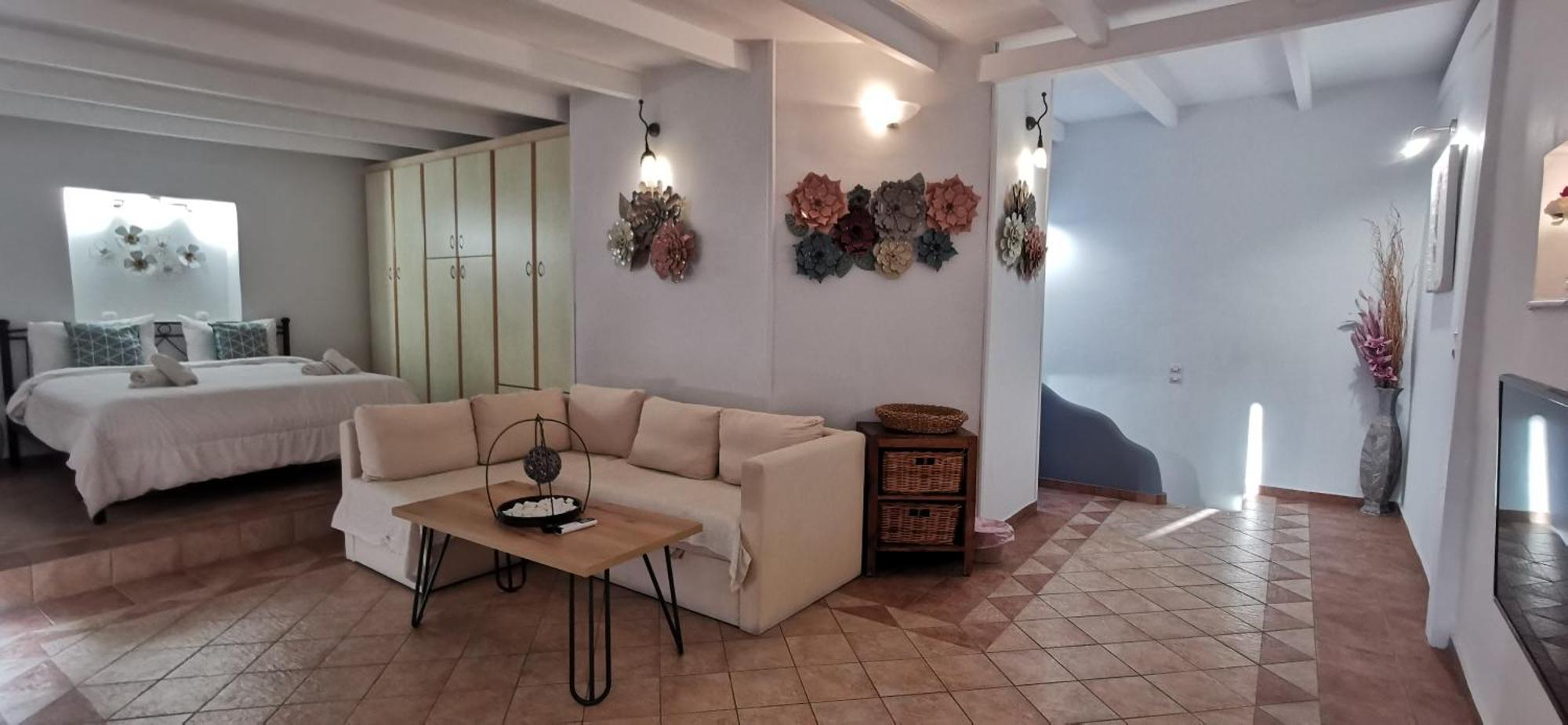 Alexandra'S Home Fira  Room photo